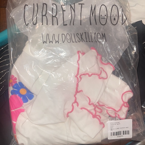 Baby Tee - Picture 7 of 7